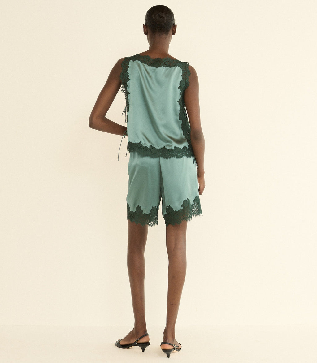 Irsa Short in Dulac Green - view 6