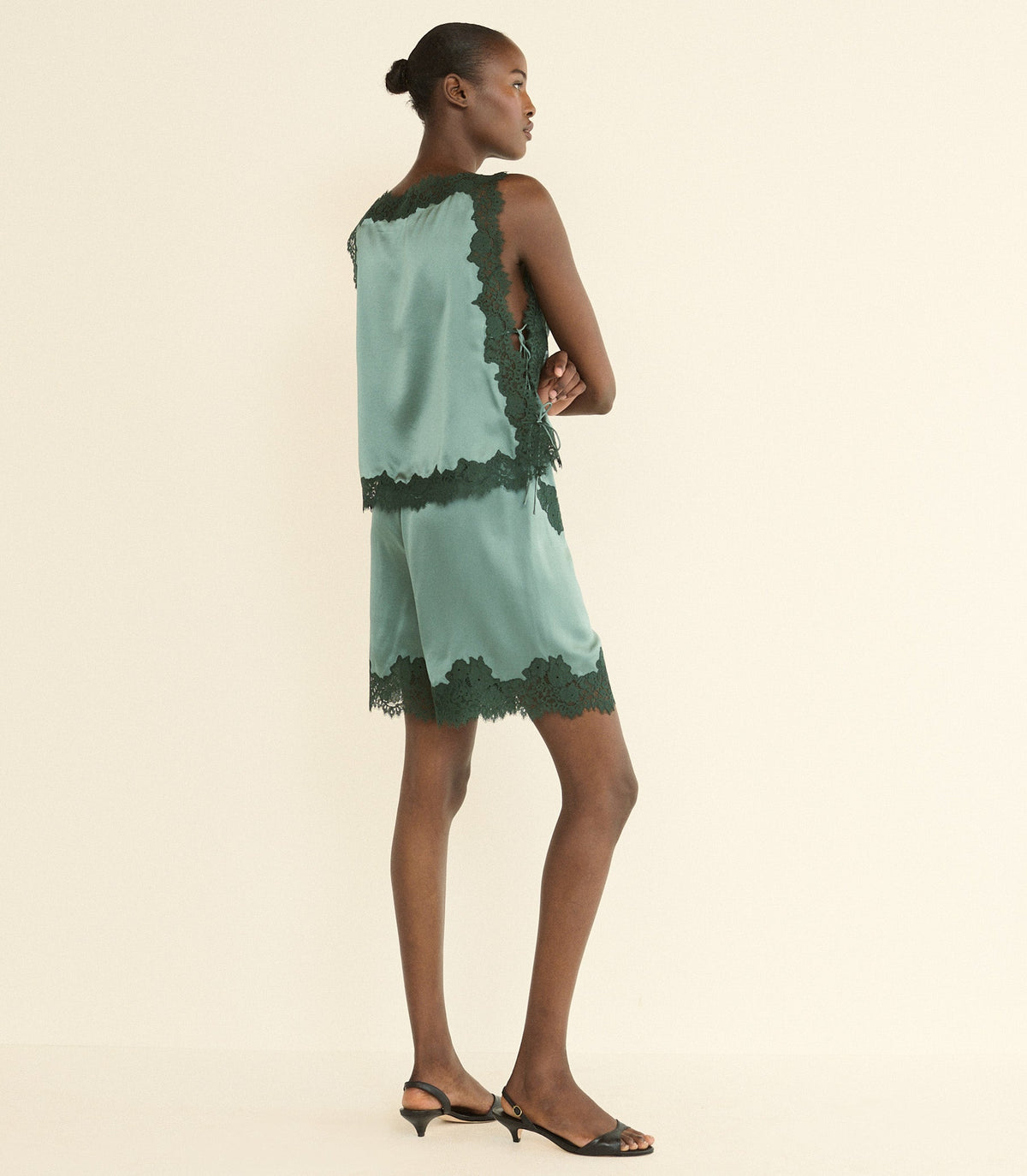 Irsa Short in Dulac Green - view 4