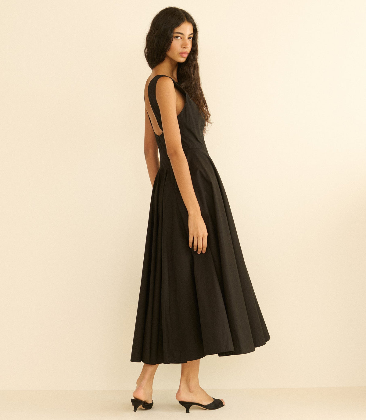 Rivière Dress in Black - view 4